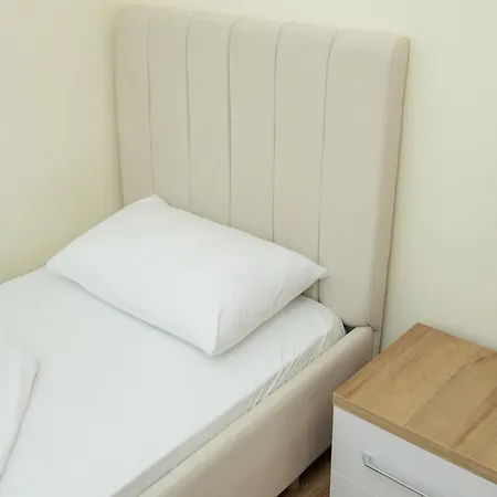 Izzy Appartement Tirana